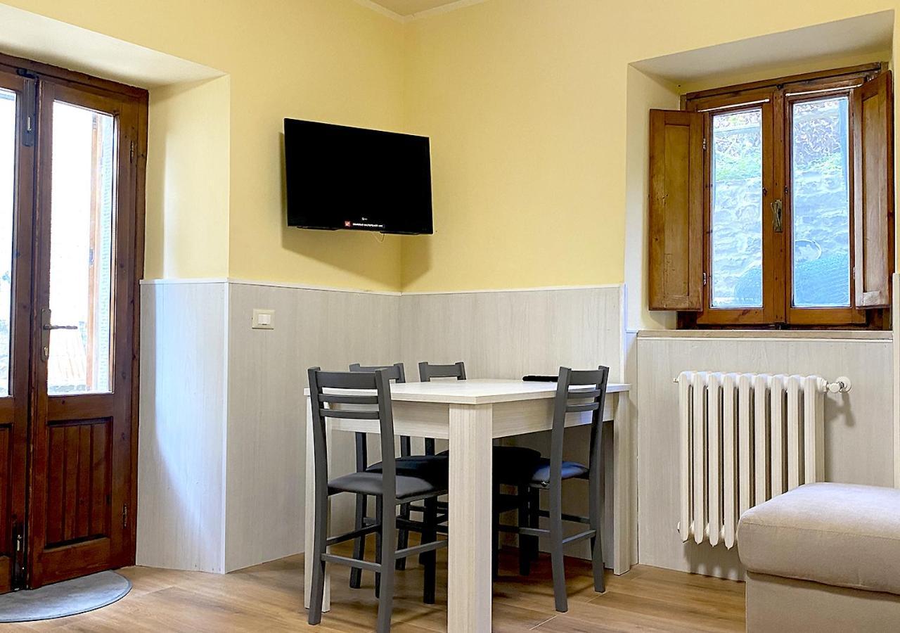 Апартаменты Locanda Del Buon Cammino Кьюзи-делла-Верна Экстерьер фото