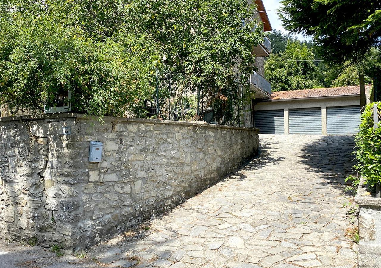 Апартаменты Locanda Del Buon Cammino Кьюзи-делла-Верна Экстерьер фото